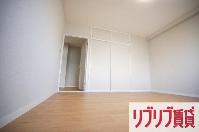 総建みどりハイムの洋室