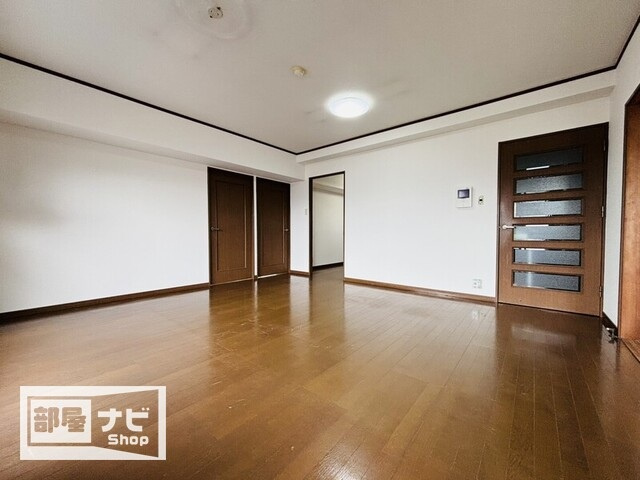熊本市中央区渡鹿５丁目の賃貸マンションの居間・リビング