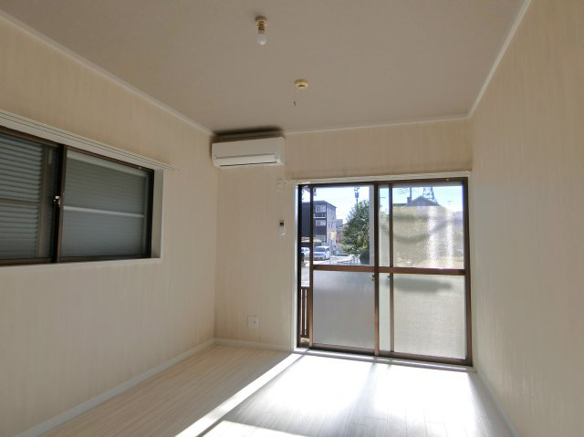 シャトーハイムの居間・リビング