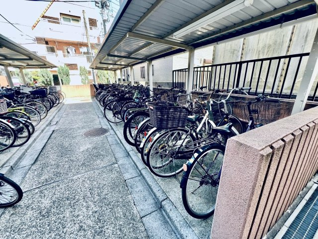 パシフィックコンフィート大島のその他共用部分|駐輪場①