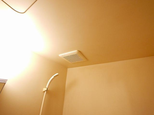 メゾン・ド・スリシエⅠ A棟の浴室|お風呂です