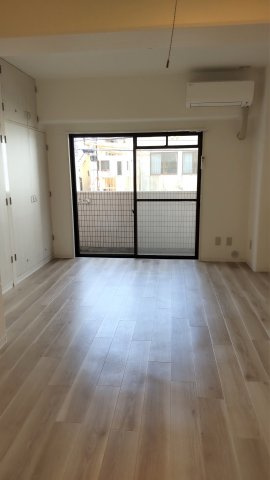 ルミエール・ド・一条の居間・リビング