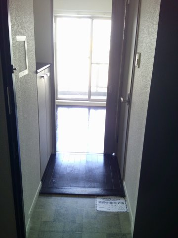 大阪市中央区松屋町住吉の賃貸マンションの玄関