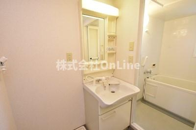 サンハイム南山本の独立洗面台
