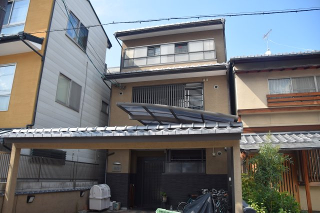 フラッティ智恵光院東の外観