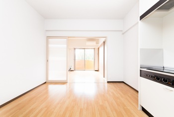 ジン・クロワールの居間・リビング