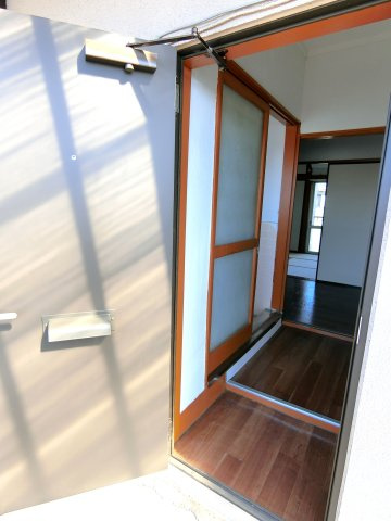 レジデンス浜町の玄関