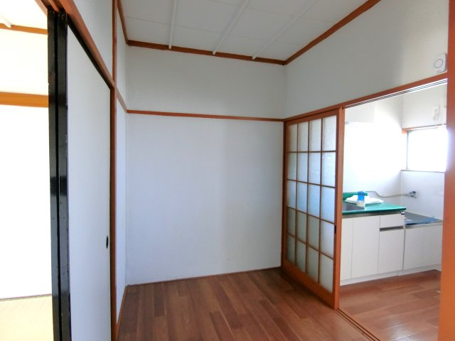 レジデンス浜町の居間・リビング