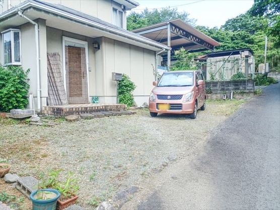 【駐車場】 | 伊東市玖須美元和田　一戸建