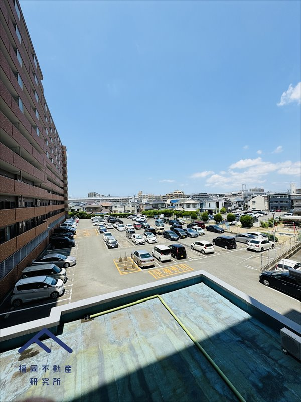エバーライフ井尻駅南の駐車場