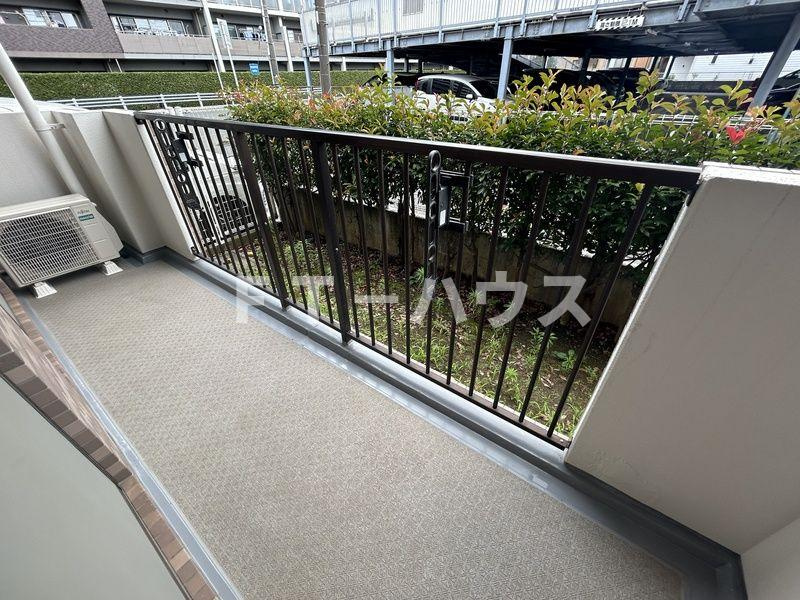 PLENDY新検見川のバルコニー