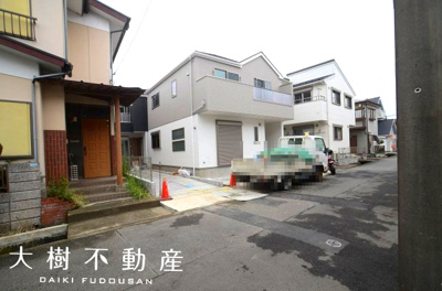 【前面道路含む現地写真】 | 海老名市国分南２丁目 新築戸建て 全2棟　【仲介手数料無料】