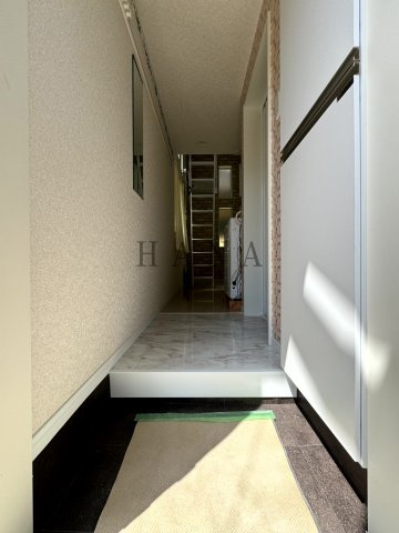 ユナイト港南サイレンスターの玄関