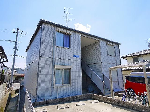 シャーメゾン南郡山の外観