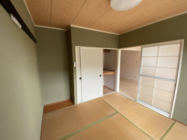 ユニハイツD棟の和室