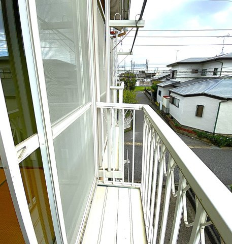 ユニハイツD棟のバルコニー