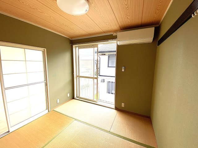 ユニハイツD棟の和室