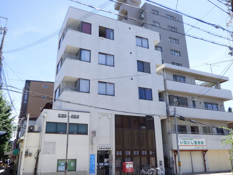 ポストハウス橋本の外観