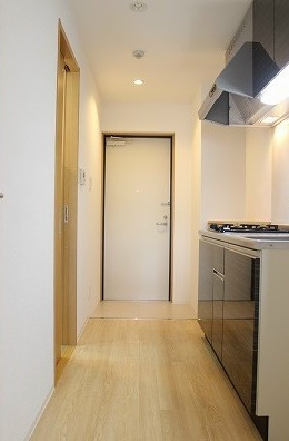 Merge一条通の居間・リビング