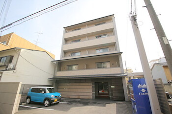 Merge一条通の外観