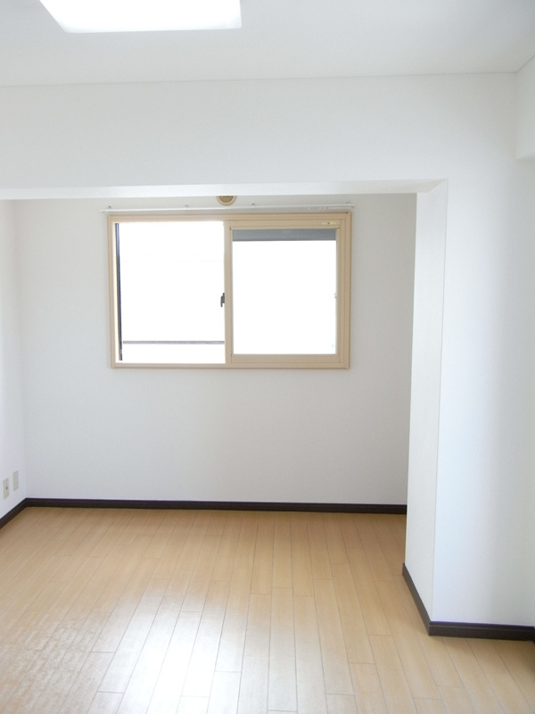 DETOM-1一条通の居間・リビング