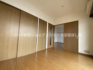 【洋室】 | 6.2帖