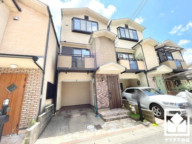 伏見区下鳥羽南円面田町の外観