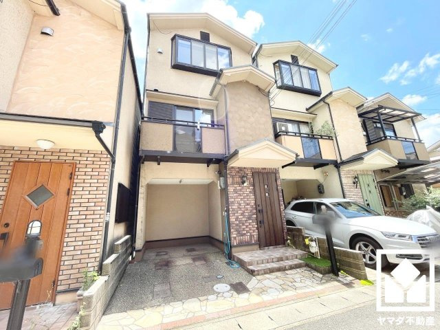 伏見区下鳥羽南円面田町の外観