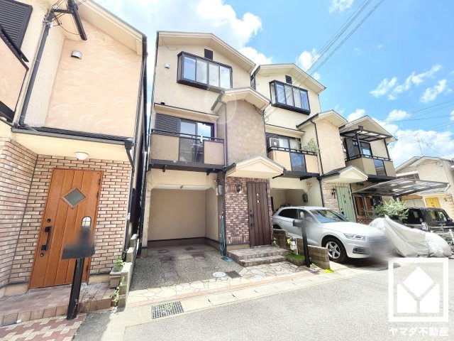 伏見区下鳥羽南円面田町の外観