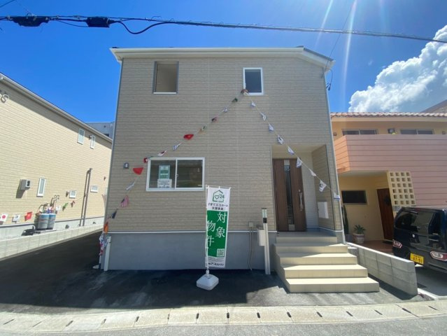 沖縄市泡瀬　第4　1号棟の外観
