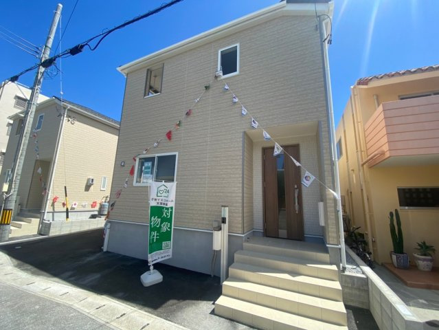 沖縄市泡瀬　第4　1号棟の外観