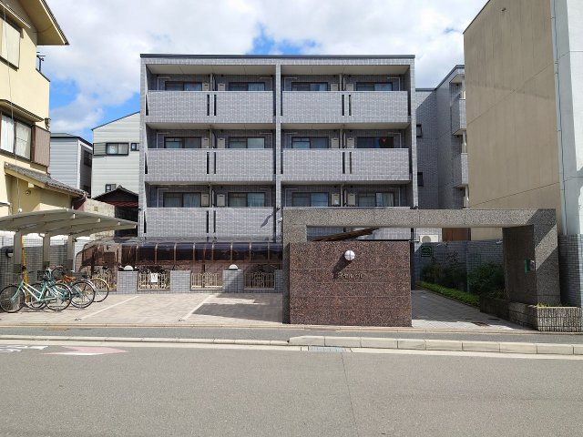 大学生協指定学生会館 Prettie今出川の外観