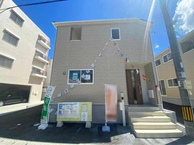 沖縄市泡瀬　第4　2号棟の外観