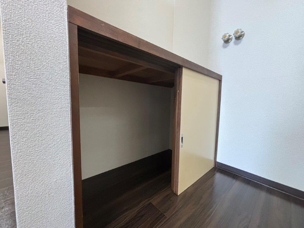 センチュリーハウス津志田Bの収納