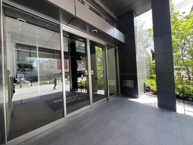 ブランズタワー谷町四丁目のエントランス|落ち着いたエントランスです