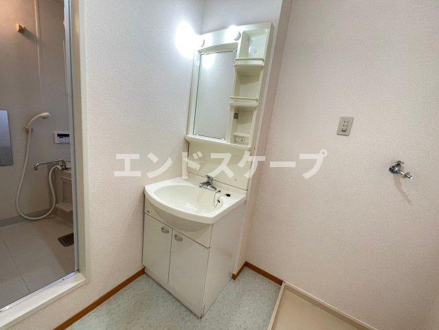 サンライト　Ⅰの洗面所|高崎、前橋、伊勢崎エリアのお部屋探しはエンドスケープまで！お客様の理想お聞かせ下さい♪