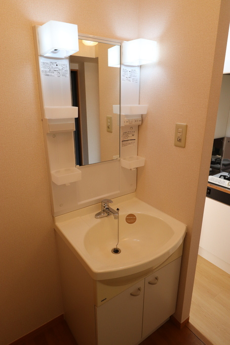 さくらヒルズの独立洗面台