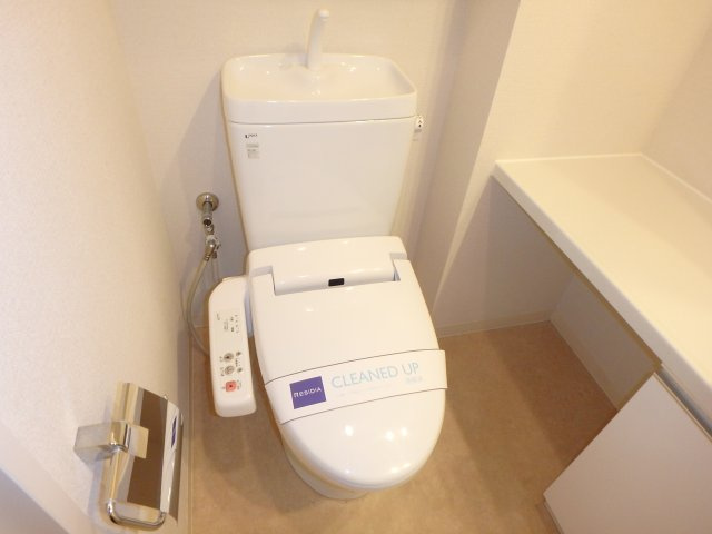 レジディア武蔵小杉のトイレ|別部屋参考写真です