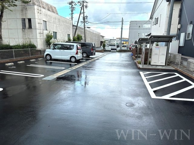 グレイスヴィラ若宮の駐車場