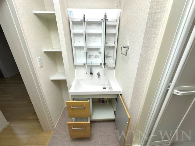 グレイスヴィラ若宮の独立洗面台
