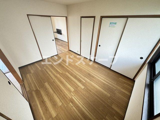ビューグランドール　Ｂの居間・リビング|高崎、前橋、伊勢崎エリアのお部屋探しはエンドスケープまで！お客様の理想お聞かせ下さい♪