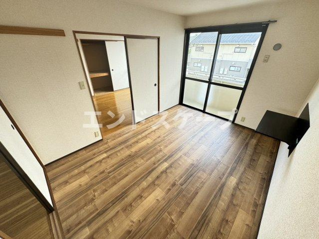 ビューグランドール　Ｂの居間・リビング|高崎、前橋、伊勢崎エリアのお部屋探しはエンドスケープまで！お客様の理想お聞かせ下さい♪