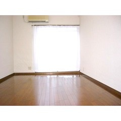 大学生協指定学生会館 プチロワイヤルの居間・リビング