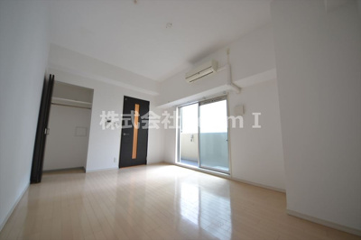 【寝室】 | アドバンス大阪城レガーレ | 落ち着いて過ごせるお部屋なので、寝室にいかがでしょうか