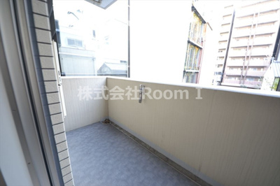 【バルコニー】 | アドバンス大阪城レガーレ | お洗濯にも便利なバルコニー付き