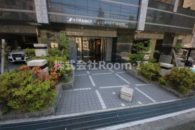 【エントランス】 | アドバンス大阪城レガーレ | 清潔なエントランスです