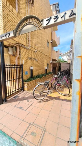 ハイツプライム　仲介手数料無料のエントランス