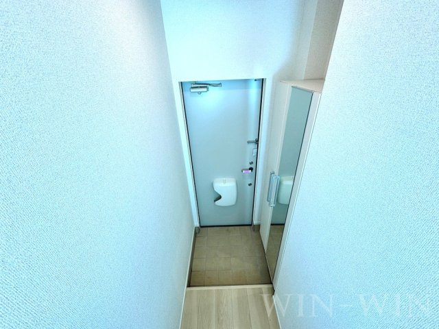 葵館の玄関