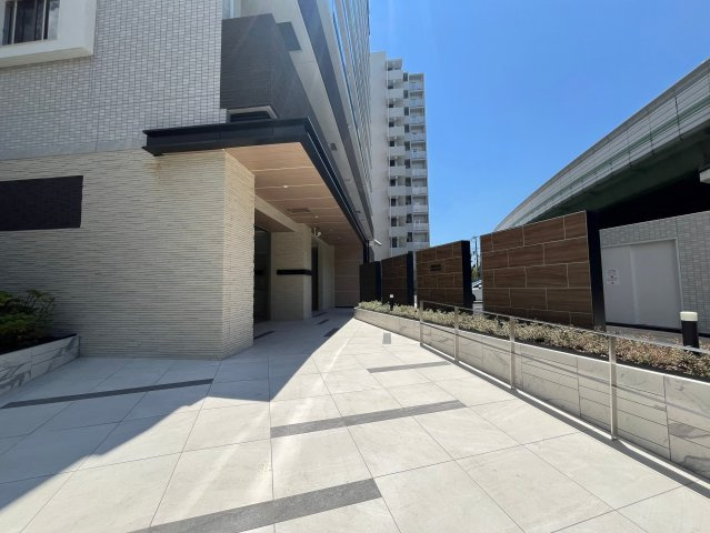 スプランディッド難波WESTⅡのエントランス|エントランスです