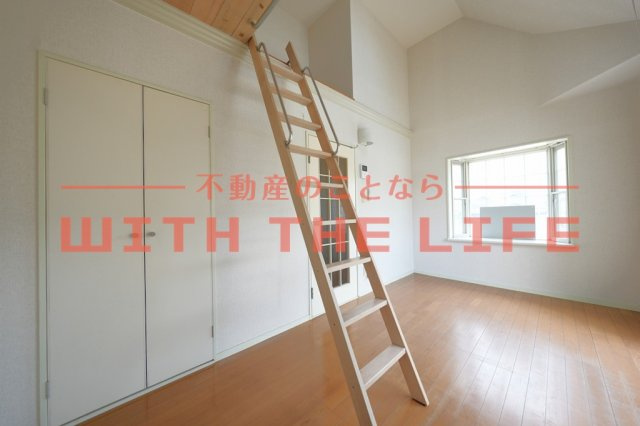 シャトレ津福本町【キャッシュバック対象】の内装|過ごしやすい室内です